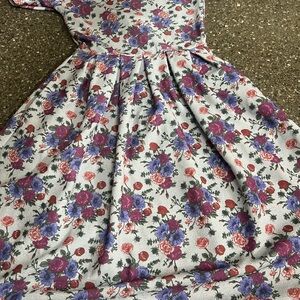 LuLaRoe Amelia Dress Purple and Red Floral Size XXS Zip Pleats Cottage Boho EUC